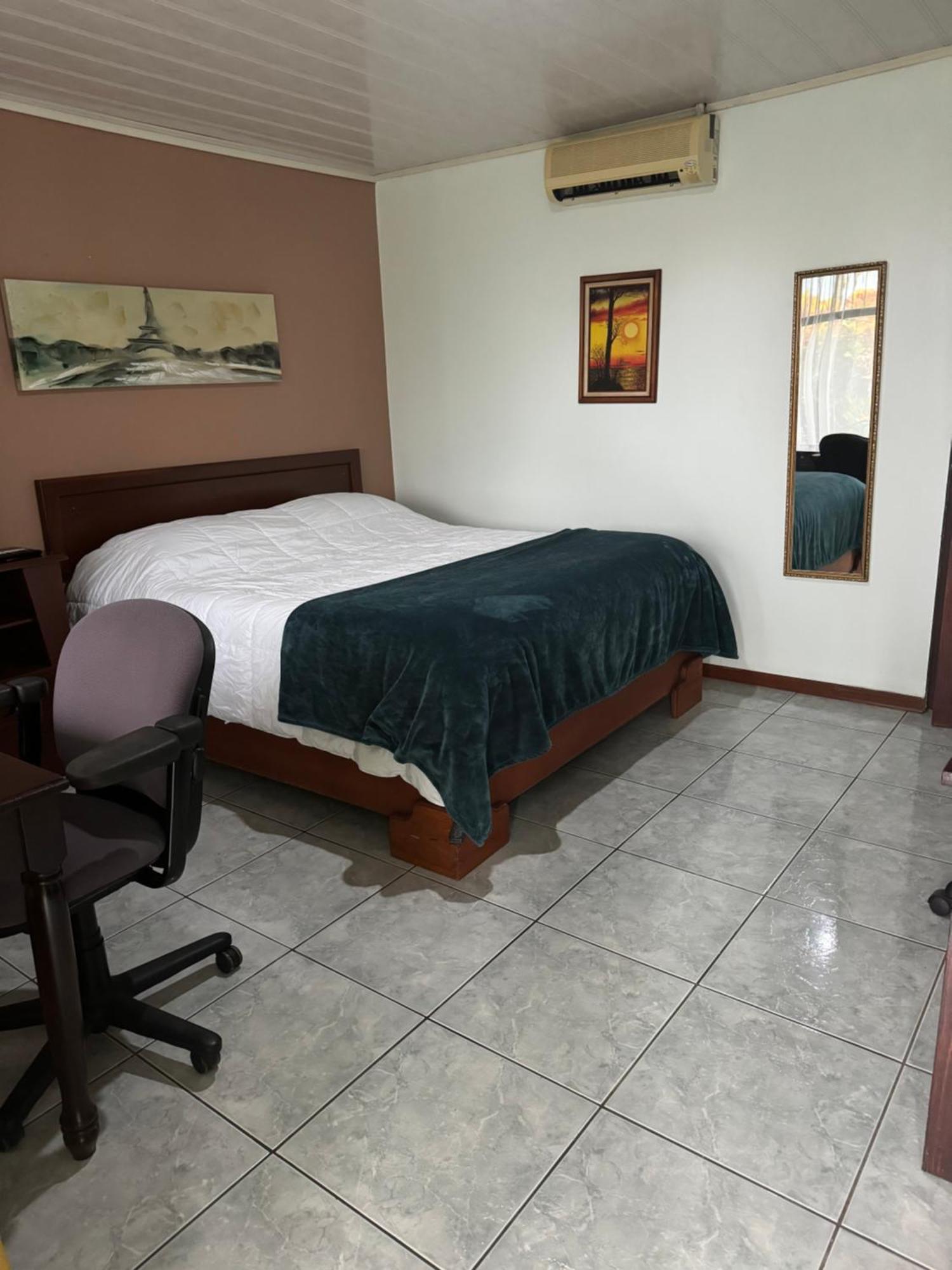 Hotel Vale'S Chiles  Exterior photo